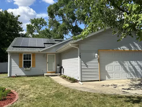 708 E University Ave, Urbana, IL 61802