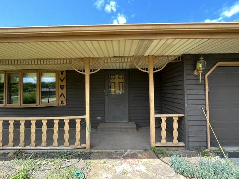 6816 Stardust Trl, Roscoe, IL 61073 photo 3