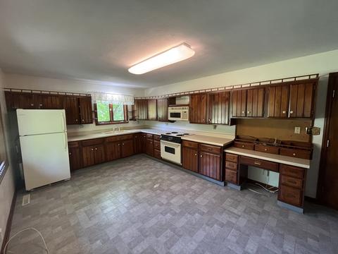 6816 Stardust Trl, Roscoe, IL 61073 photo 11