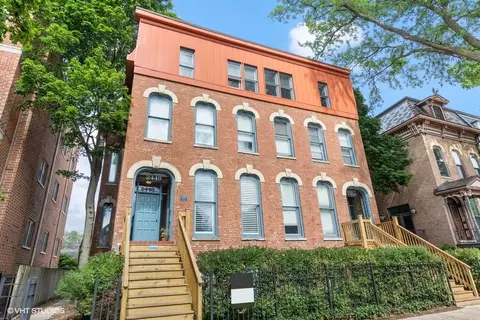 2448 N Seminary Ave #2B, Chicago, IL 60614