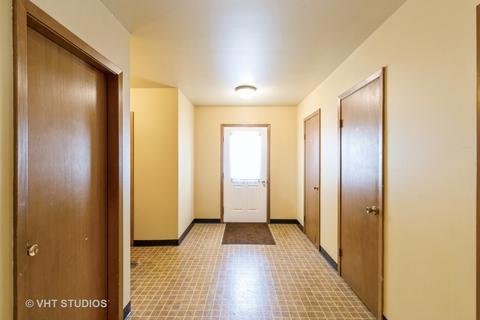 1688 Alison Dr, Elgin, IL 60123 photo 13