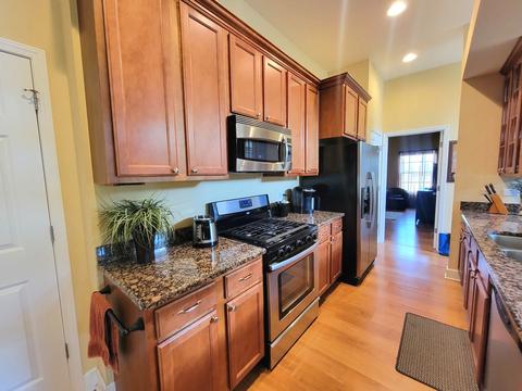 911 Keenan Ct, Beecher, IL 60401 photo 8