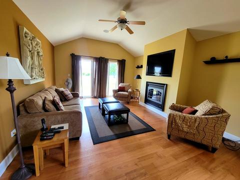 911 Keenan Ct, Beecher, IL 60401 photo 5