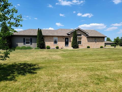 911 Keenan Ct, Beecher, IL 60401