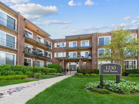 1230 N Western Ave #108, Lake Forest, IL 60045