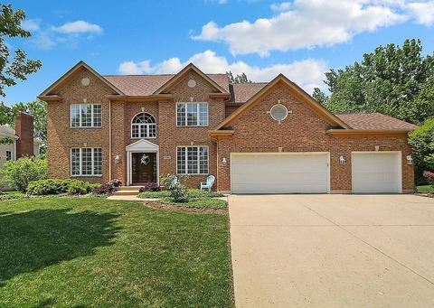 781 Wedgewood Dr, Crystal Lake, IL 60014