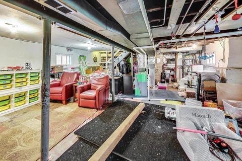 132 E Burlington St, Riverside, IL 60546 photo 30