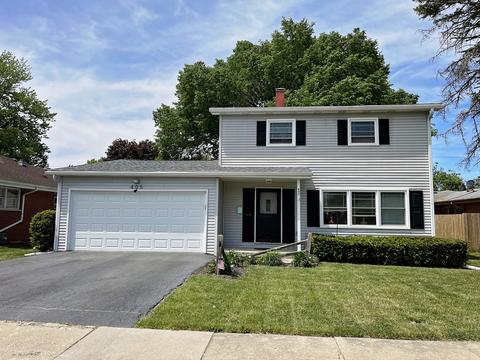 405 Brown St, Wauconda, IL 60084