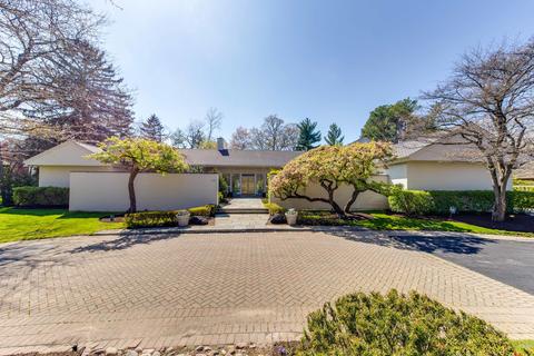 750 Sheridan Rd, Highland Park, IL 60035