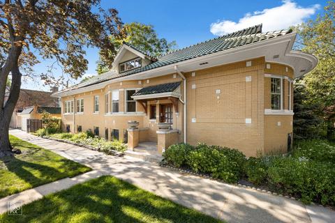 5500 N Sawyer Ave, Chicago, IL 60625