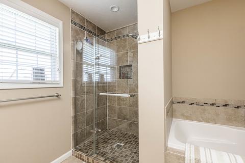 1225 Duck Horn Dr, Normal, IL 61761 photo 24