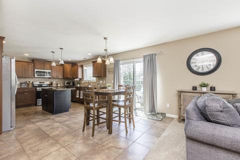 1225 Duck Horn Dr, Normal, IL 61761 photo 8