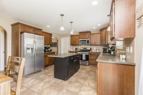 1225 Duck Horn Dr, Normal, IL 61761 photo 9
