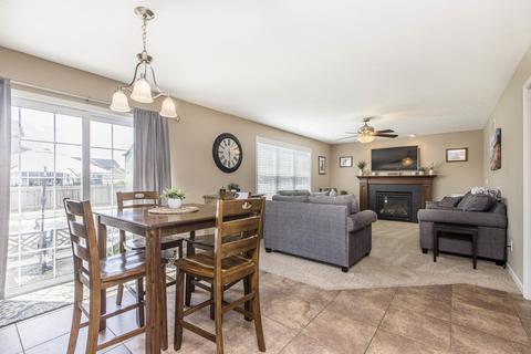 1225 Duck Horn Dr, Normal, IL 61761 photo 5