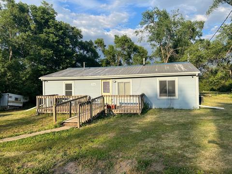 13526 4th St, Pekin, IL 61554