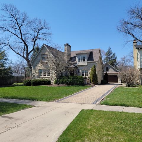 40 S Lincoln Ave, Geneva, IL 60134
