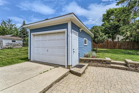 315 Wheelock St, Elgin, IL 60123 photo 22
