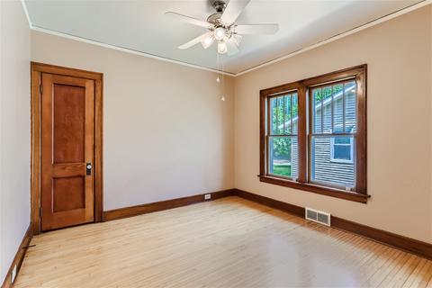 315 Wheelock St, Elgin, IL 60123 photo 11
