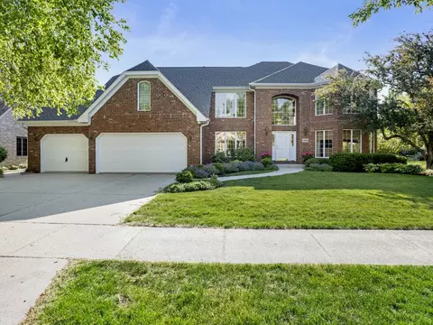 6900 Grand Ave, Downers Grove, IL 60516