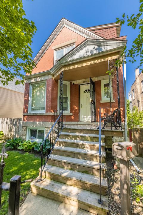 2048 N Kilbourn Ave, Chicago, IL 60639