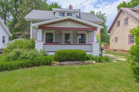 609 Vale St, Bloomington, IL 61701 photo 2