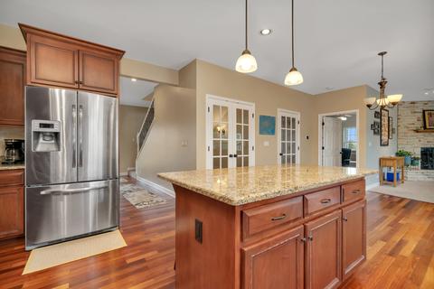 2821 Ninovan Ln, Minooka, IL 60447 photo 8