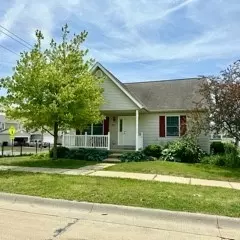 911 Bull St, Normal, IL 61761
