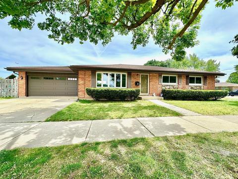 635 Victoria Ln, Wood Dale, IL 60191