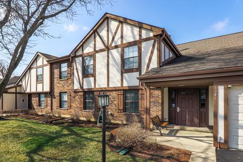 1361 7 Pines Rd #C1, Schaumburg, IL 60193