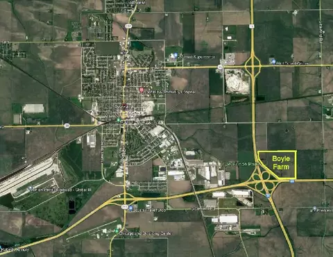 000 Swamp Rd, Rochelle, IL 61068