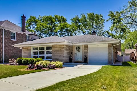 2201 Glenview Ave, Park Ridge, IL 60068