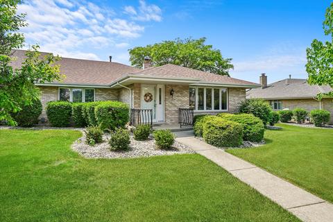 17748 Bos Dr #96, Orland Park, IL 60467