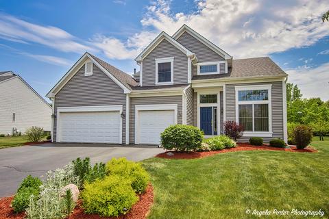 938 Heather Glen Ct, Antioch, IL 60002