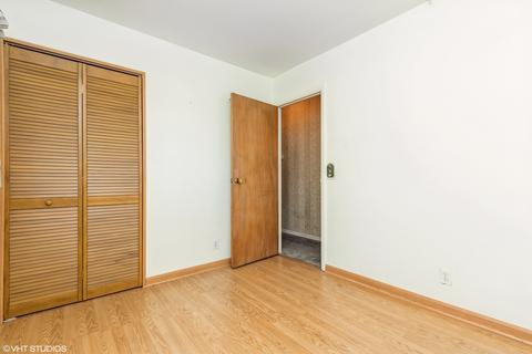 1402 Sunset Dr, Holiday Hills, IL 60051 photo 15