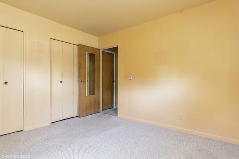 1402 Sunset Dr, Holiday Hills, IL 60051 photo 11