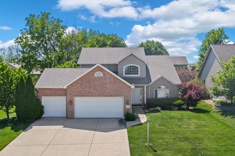 729 S Prairieview Dr, Dunlap, IL 61525