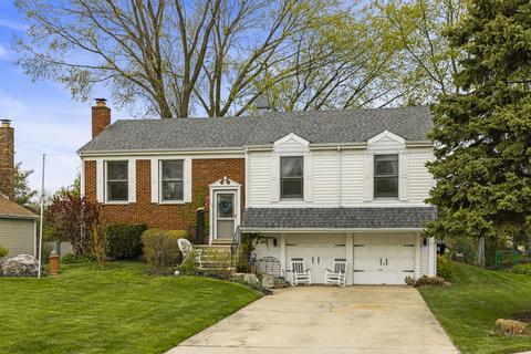 195 Lynbrook Dr, Bloomingdale, IL 60108