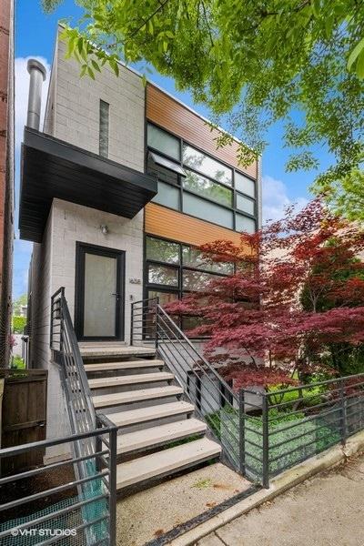 1638 N Wolcott Ave, Chicago, IL 60622