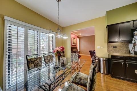 321 Evergreen Ave, Mount Prospect, IL 60056 photo 16