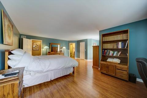 321 Evergreen Ave, Mount Prospect, IL 60056 photo 24