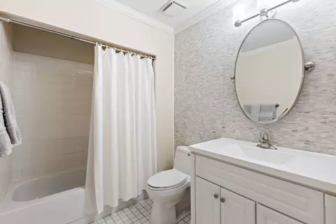 1815 W Parkside Dr, Hoffman Estates, IL 60192 photo 14
