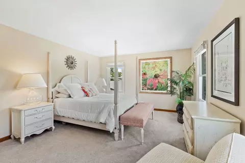 1815 W Parkside Dr, Hoffman Estates, IL 60192 photo 17