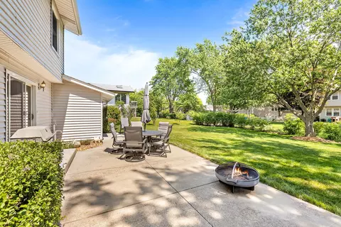 1815 W Parkside Dr, Hoffman Estates, IL 60192 photo 20