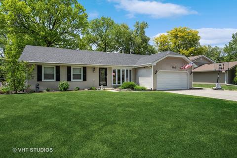 464 Hiawatha Dr, Carol Stream, IL 60188