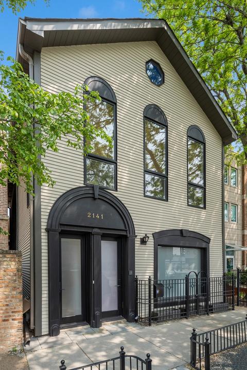 2141 N Southport Ave, Chicago, IL 60614
