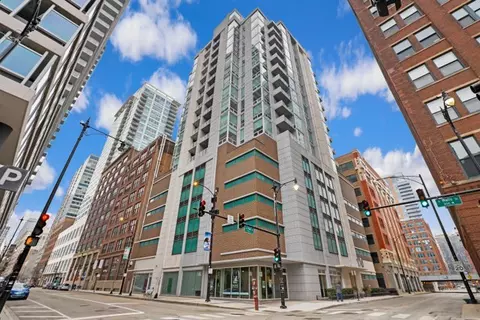 170 W Polk St #1301, Chicago, IL 60605