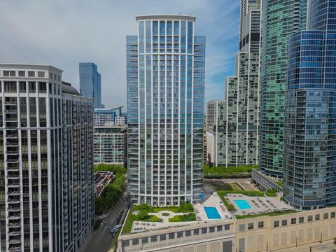 1235 S Prairie Ave #502, Chicago, IL 60605