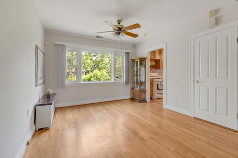 216 Center Ave, Wheeling, IL 60090 photo 6