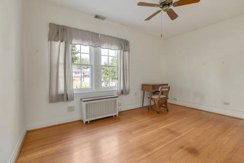 216 Center Ave, Wheeling, IL 60090 photo 14