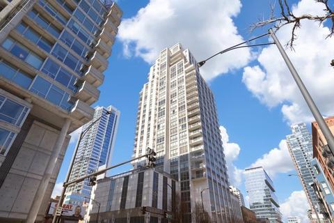 200 W Grand Ave #2003, Chicago, IL 60654